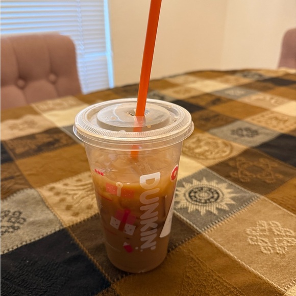 Meet your Posher, April - Picture 5 of 7